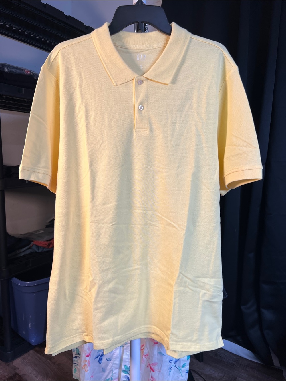 GAP Men's Polo Shirt - Pale Yellow
